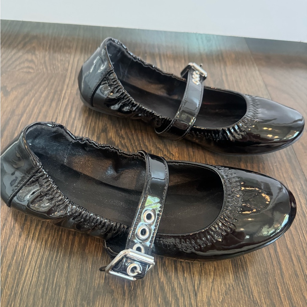 JustFab Black Patent Mary Jane Flats